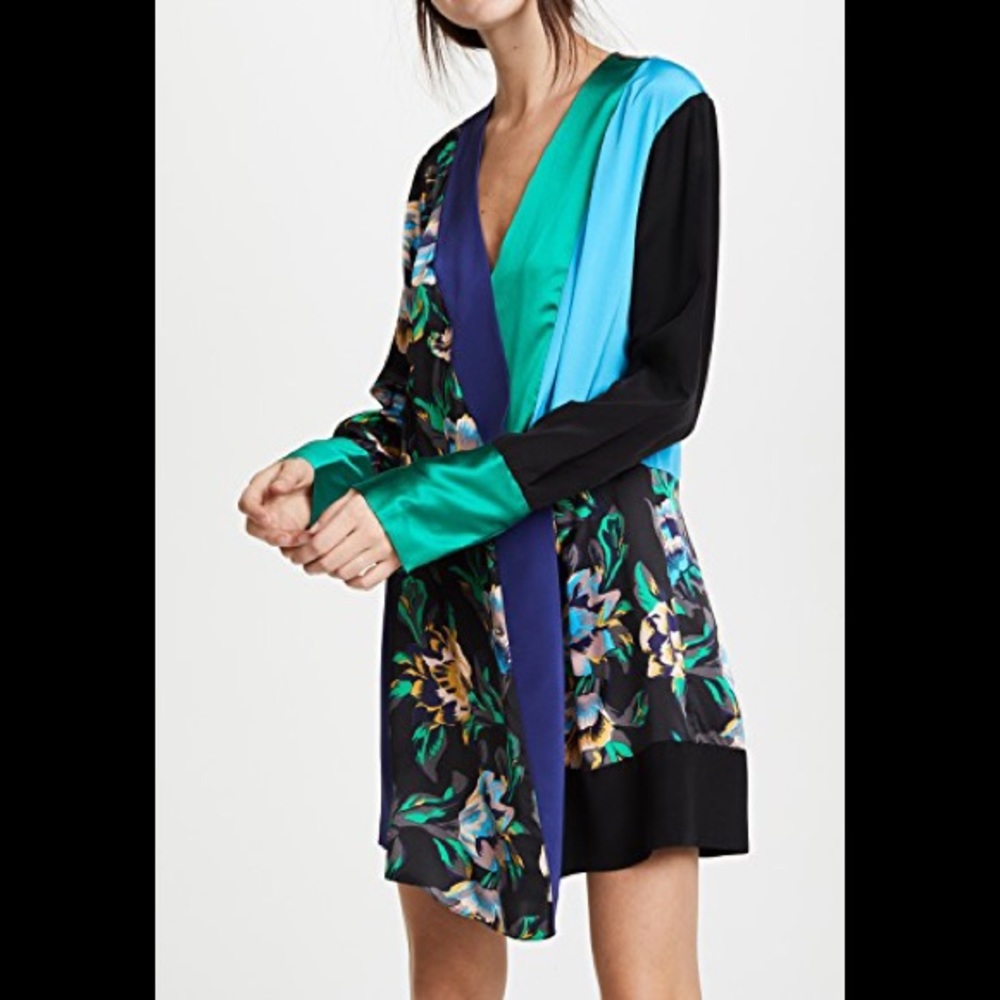 Diane Von Furstenberg Long Sleeve Crossover Dress - Picture 3 of 16